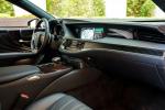Lexus LS500 2017 года (NA)